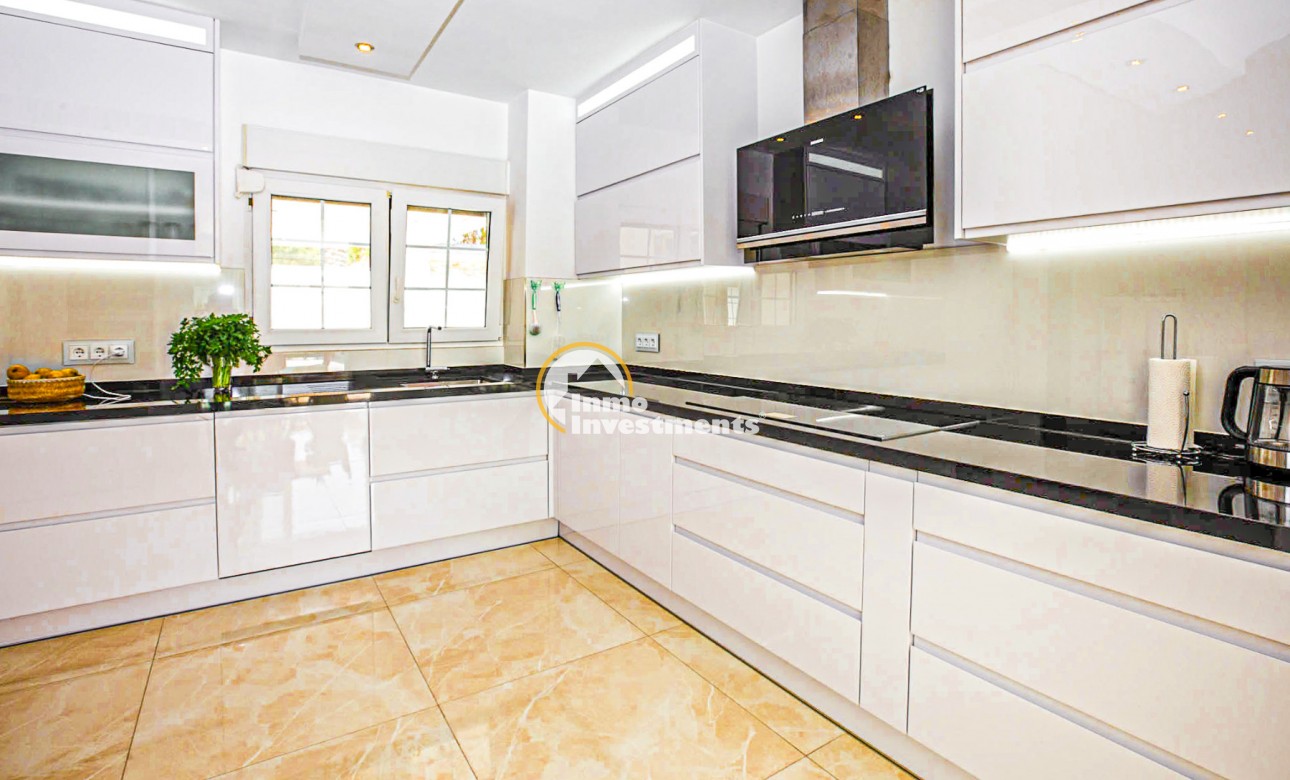 Gebrauchtimmobilien - Villa - La Zenia