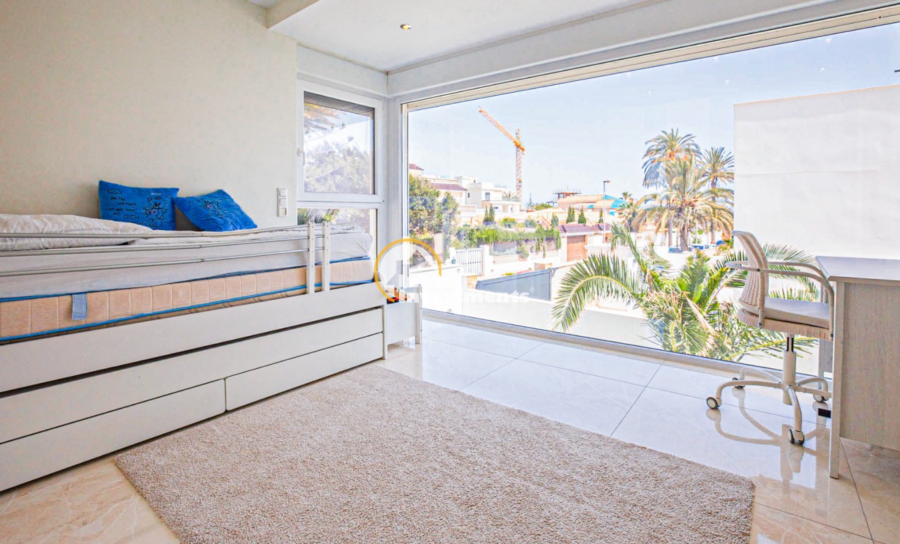 Gebrauchtimmobilien - Villa - La Zenia