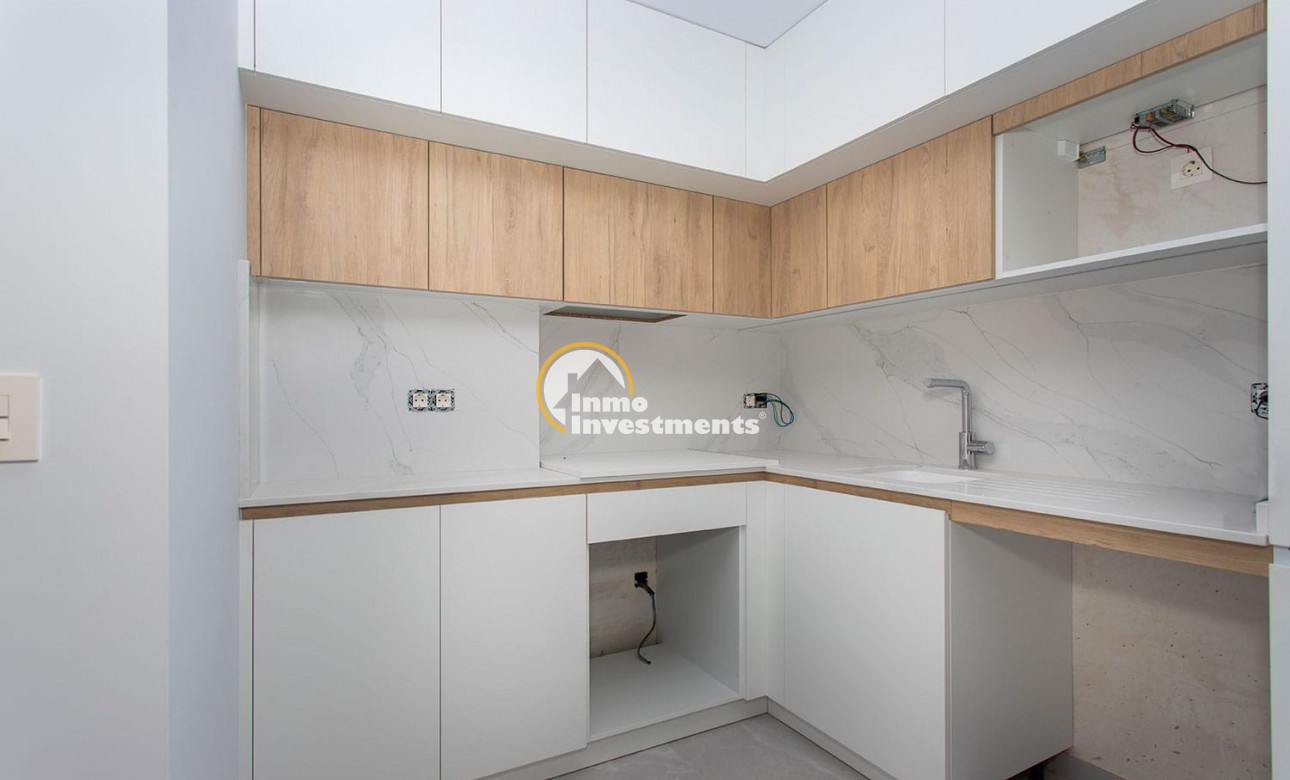 Resale - Apartment - Torrevieja - Beach