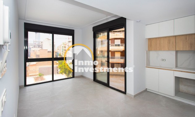 Resale - Apartment - Torrevieja - Beach