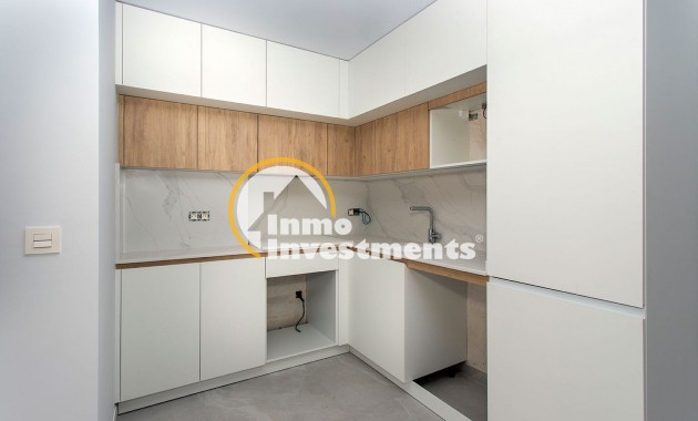 Resale - Apartment - Torrevieja - Beach