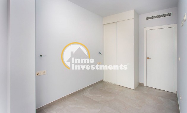 Resale - Apartment - Torrevieja - Beach