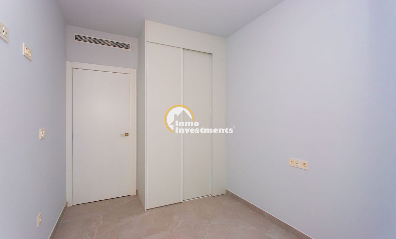 Resale - Apartment - Torrevieja - Beach