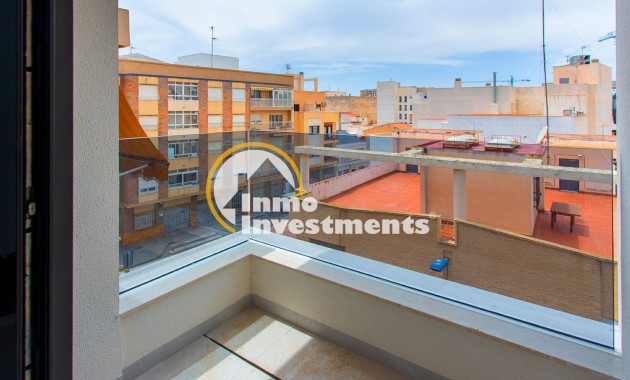 Resale - Apartment - Torrevieja - Beach