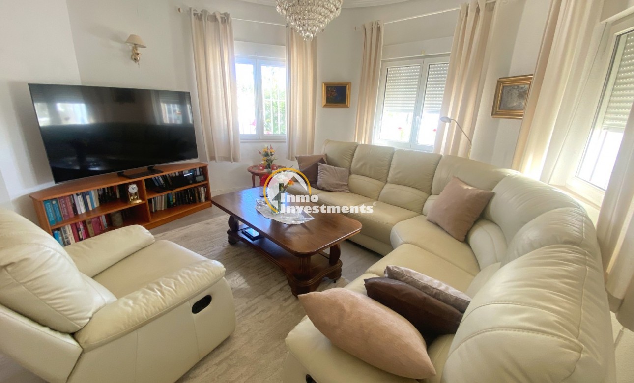 Resale - Villa - Ciudad Quesada