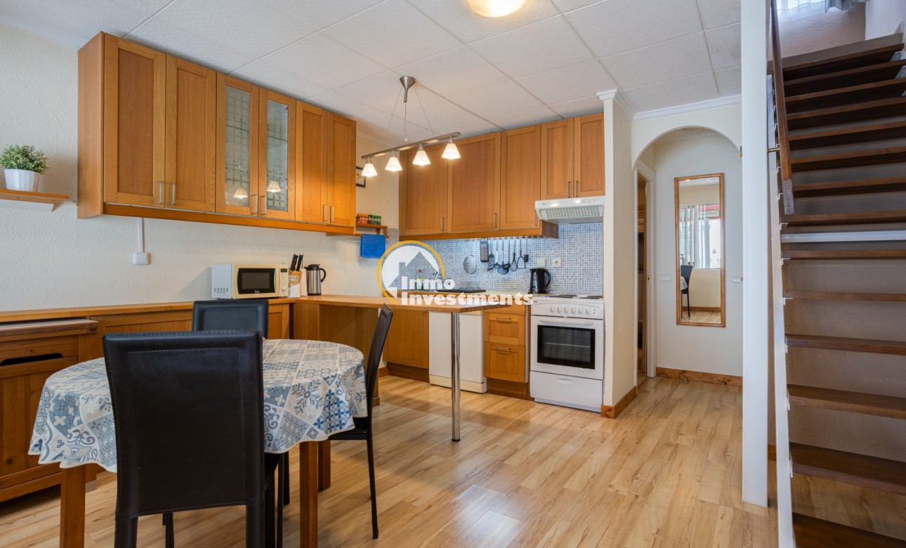 Resale - Town house - Torrevieja - La Siesta