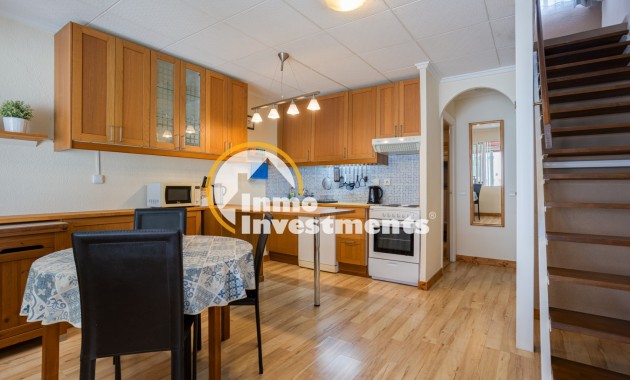 Resale - Town house - Torrevieja - La Siesta