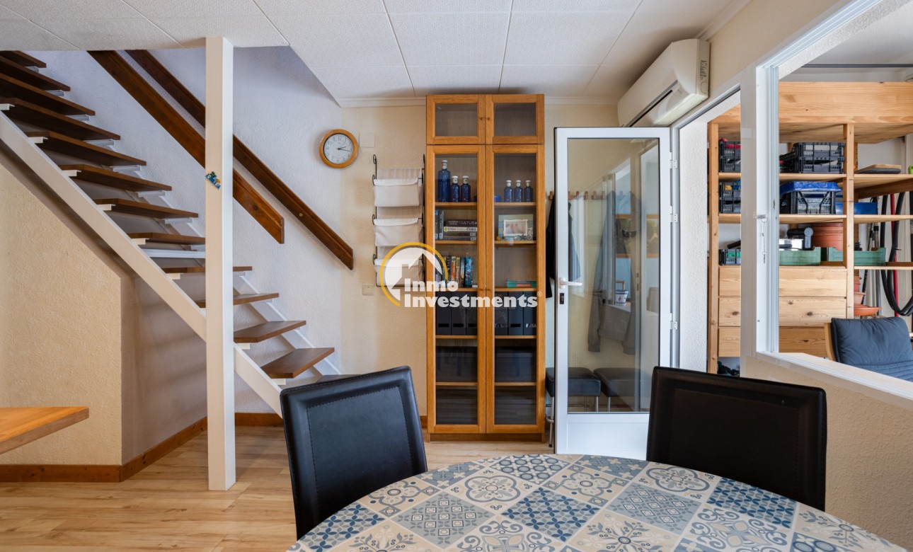 Resale - Town house - Torrevieja - La Siesta