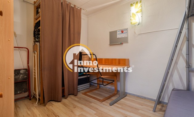 Resale - Town house - Torrevieja - La Siesta