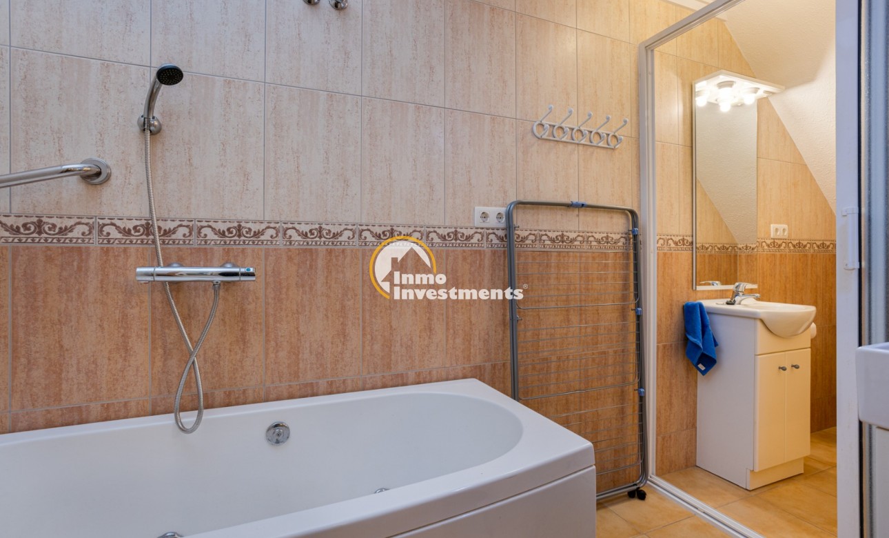 Resale - Town house - Torrevieja - La Siesta