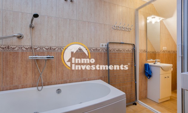 Resale - Town house - Torrevieja - La Siesta