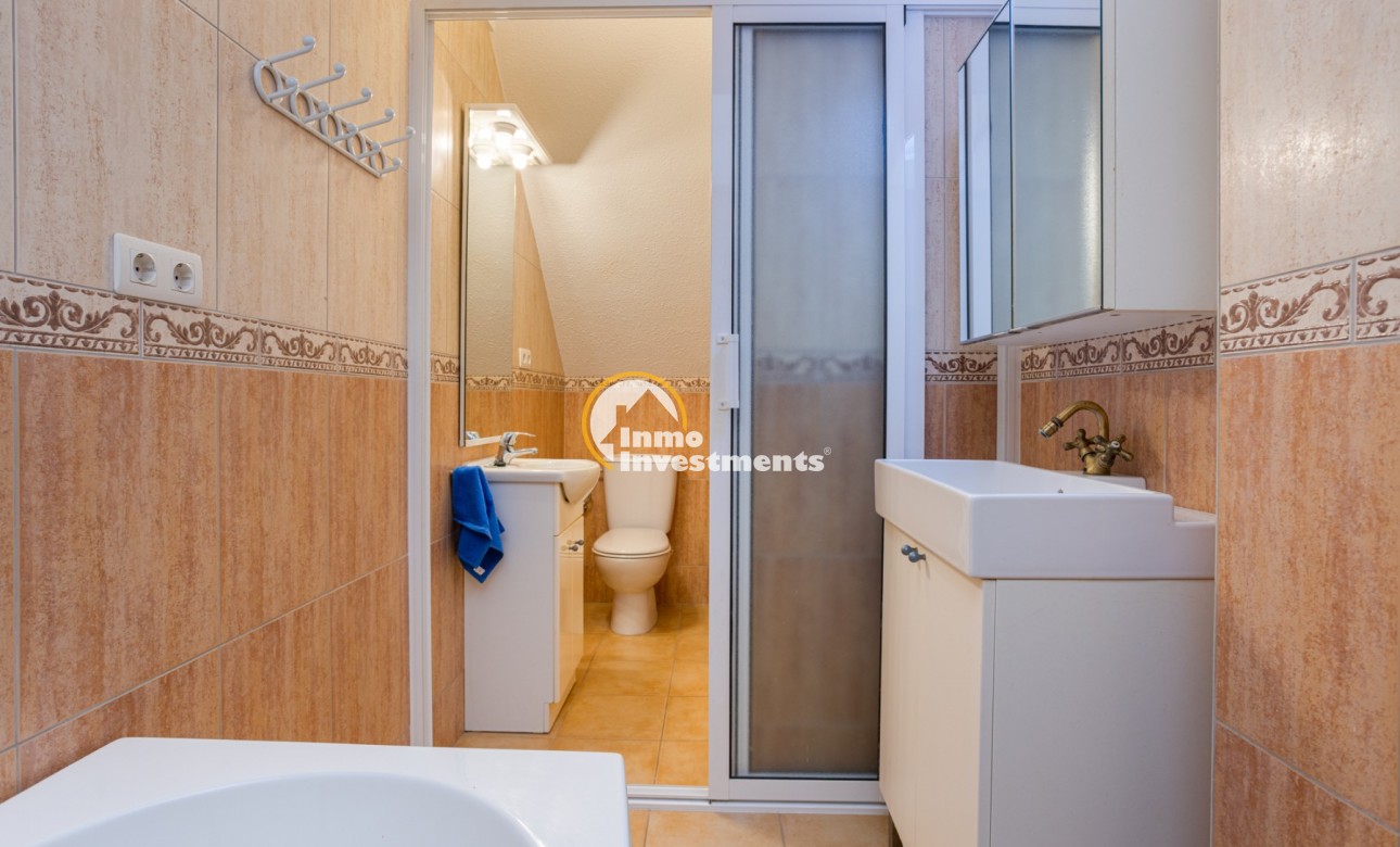 Resale - Town house - Torrevieja - La Siesta