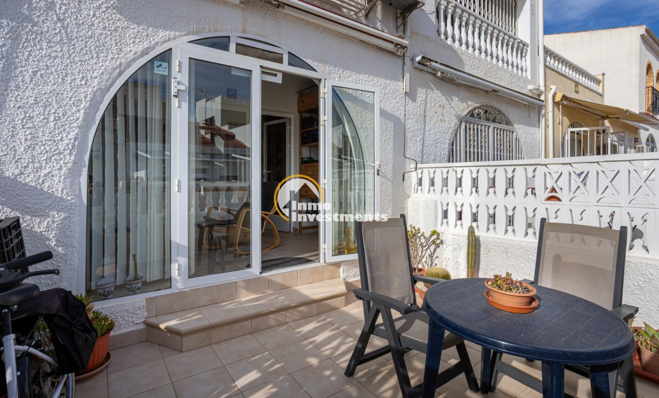 Resale - Town house - Torrevieja - La Siesta