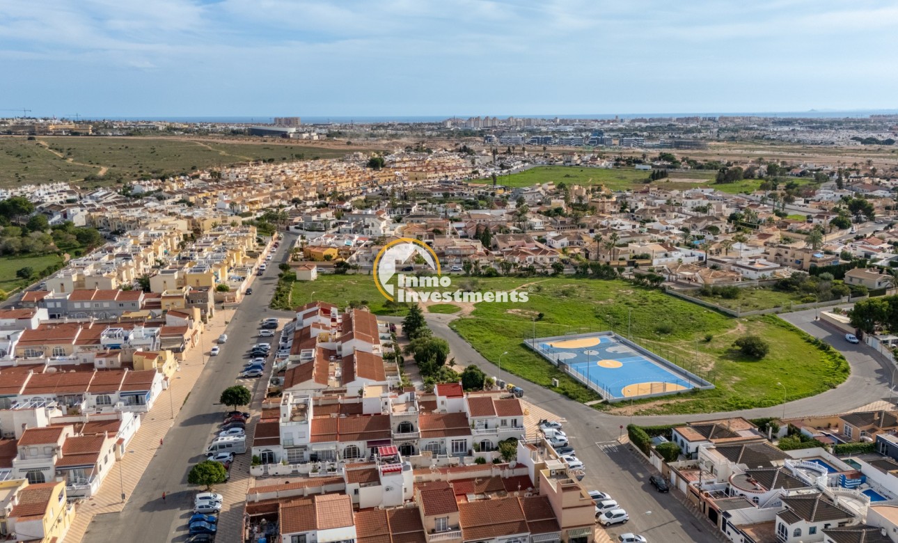Resale - Town house - Torrevieja - La Siesta