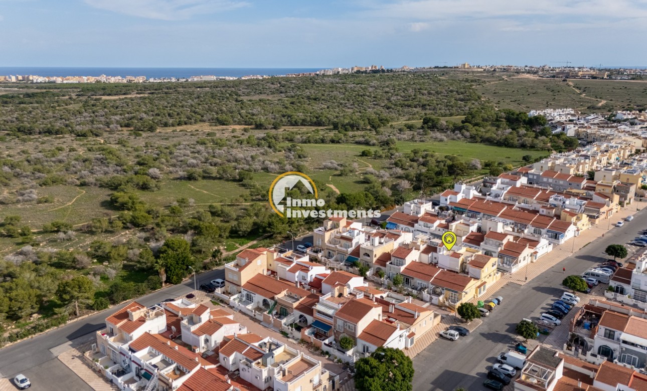 Resale - Town house - Torrevieja - La Siesta