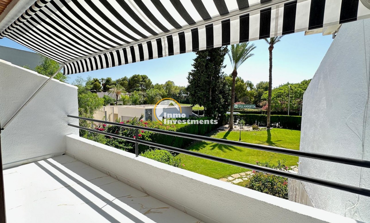 Resale - Apartment - Villamartin - Plaza