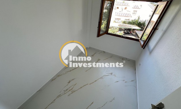 Resale - Apartment - Villamartin - Plaza