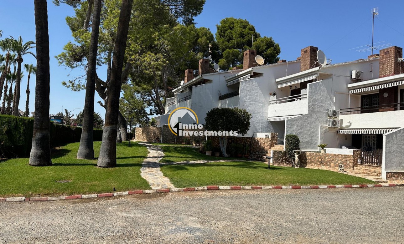 Resale - Apartment - Villamartin - Plaza