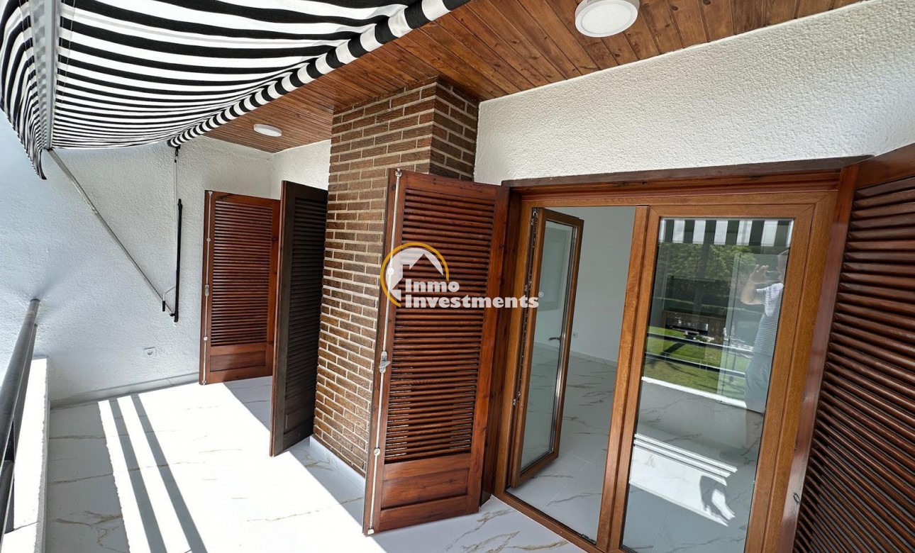 Resale - Apartment - Villamartin - Plaza