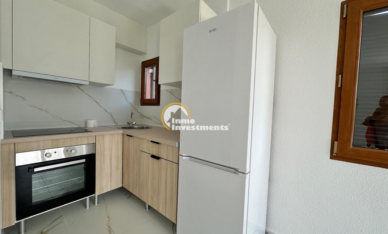 Resale - Apartment - Villamartin - Plaza