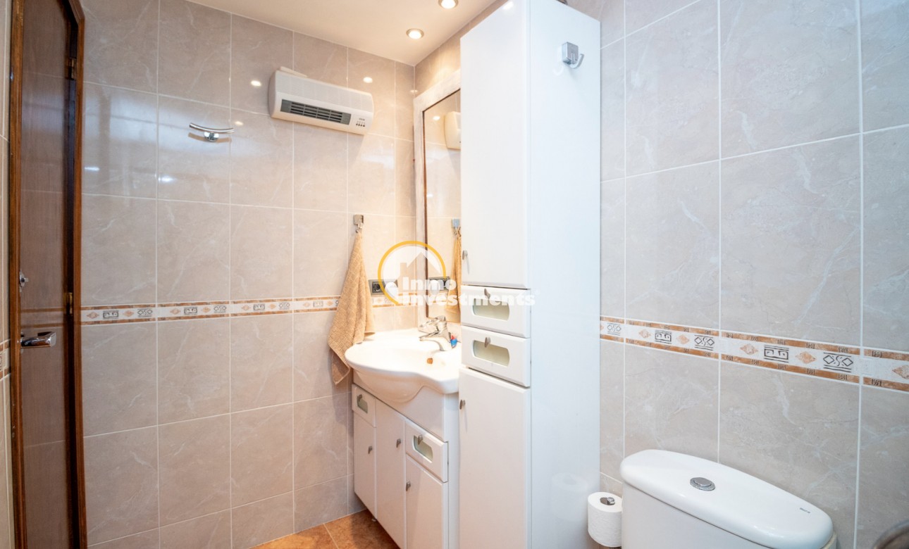 Resale - Apartment - Torrevieja - Beach