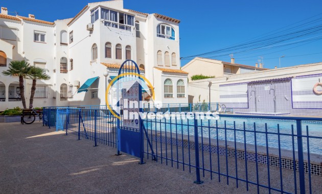 Resale - Apartment - Torrevieja - Beach