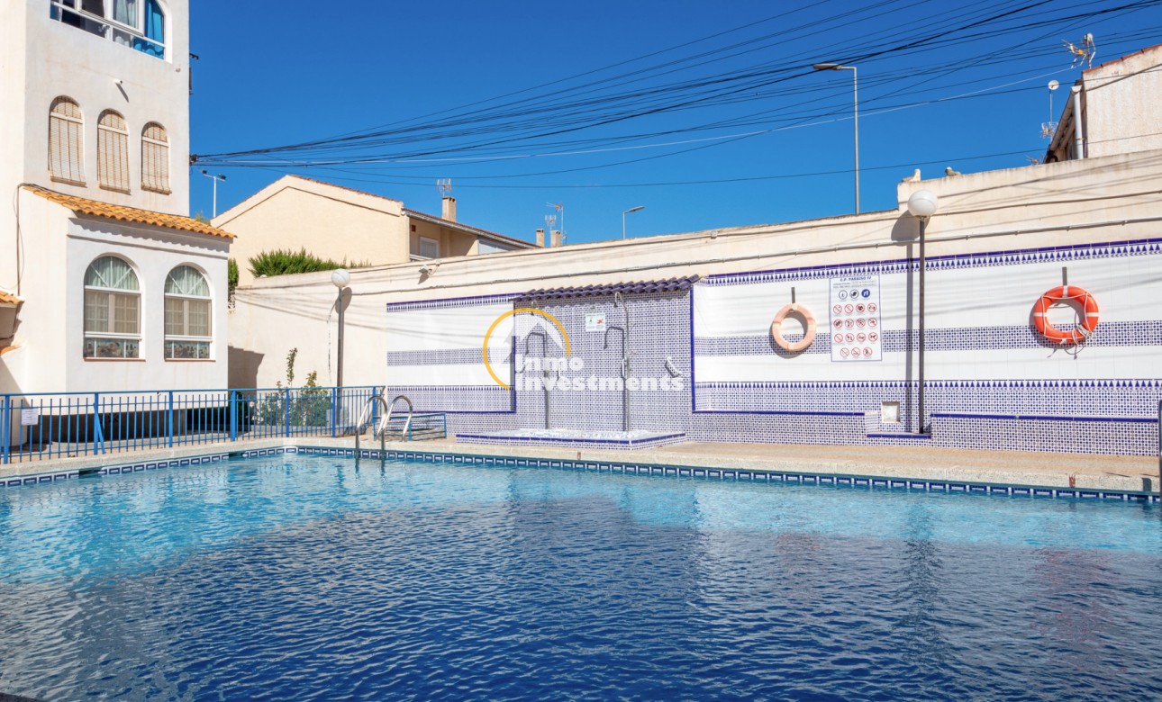 Resale - Apartment - Torrevieja - Beach