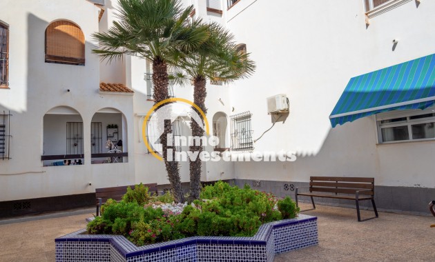 Resale - Apartment - Torrevieja - Beach