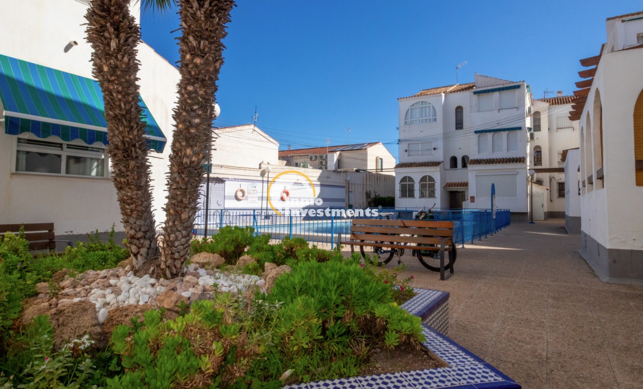 Resale - Apartment - Torrevieja - Beach