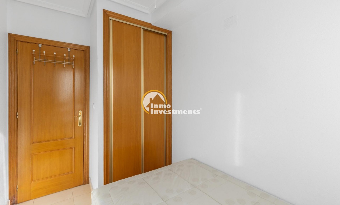 Reventa - Apartamento - Torrevieja - Estacion de autobuses