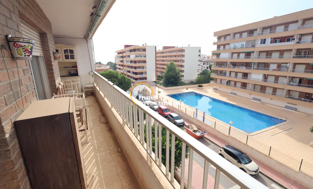 Resale - Apartment - Punta Prima - Beachside
