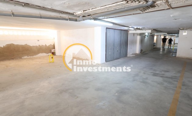 Resale - Apartment - Punta Prima - Beachside