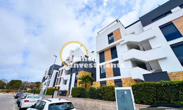 Resale - Apartment - Los Altos