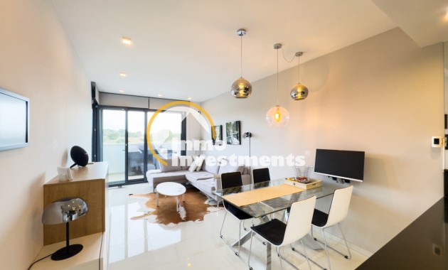 Resale - Apartment - Los Altos