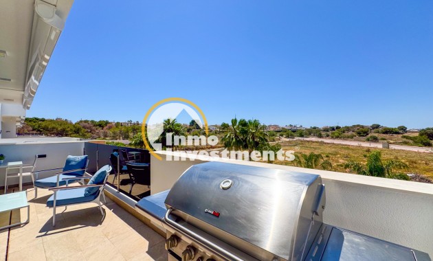 Resale - Apartment - Los Altos