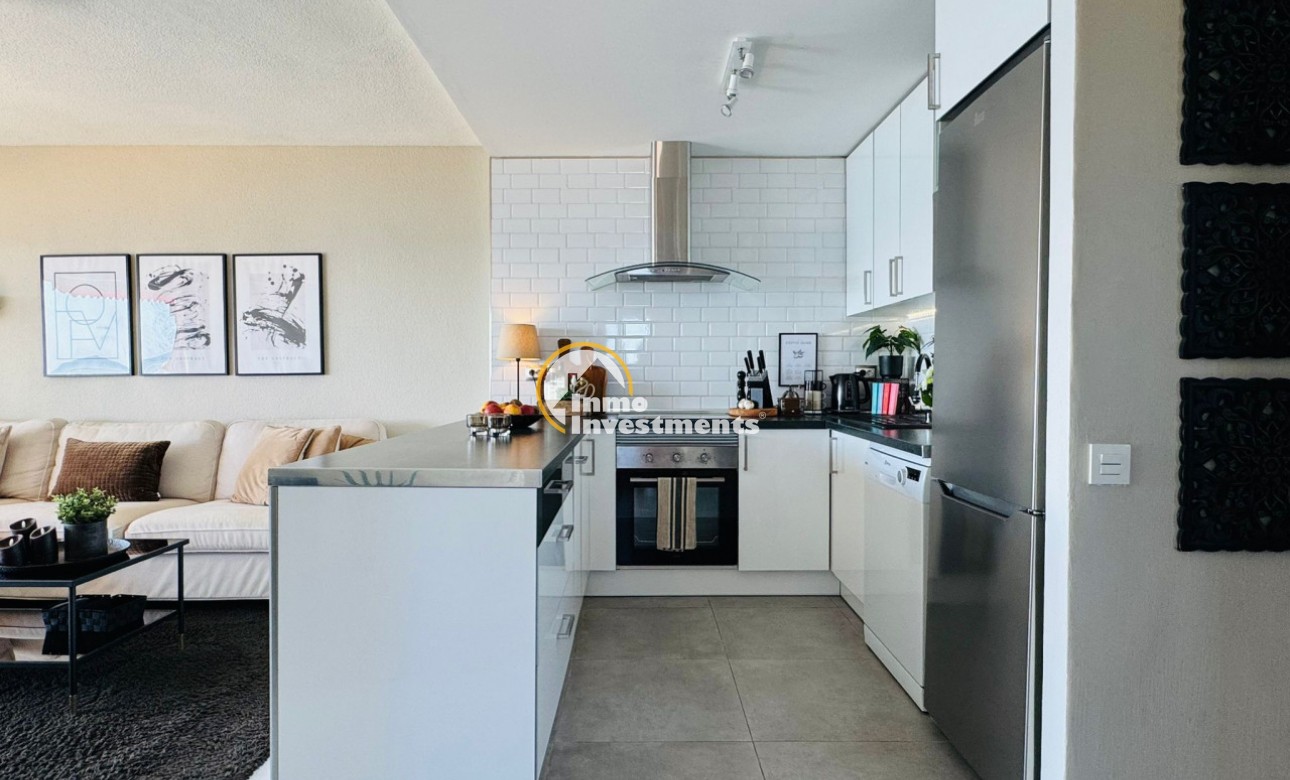 Resale - Apartment - Torrevieja - Beach