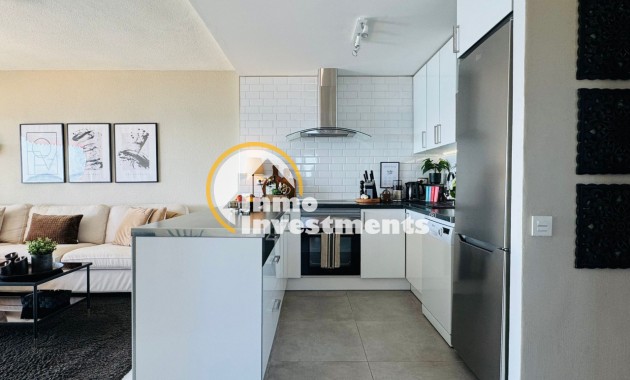 Resale - Apartment - Torrevieja - Beach