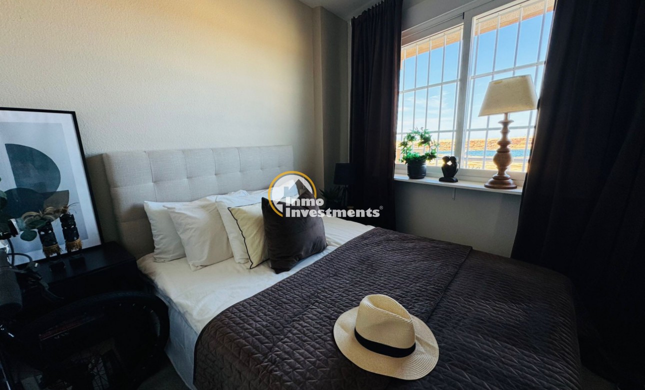 Resale - Apartment - Torrevieja - Beach
