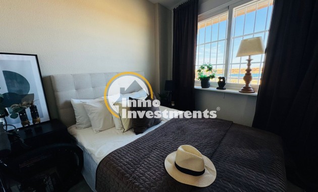 Resale - Apartment - Torrevieja - Beach