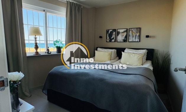 Resale - Apartment - Torrevieja - Beach
