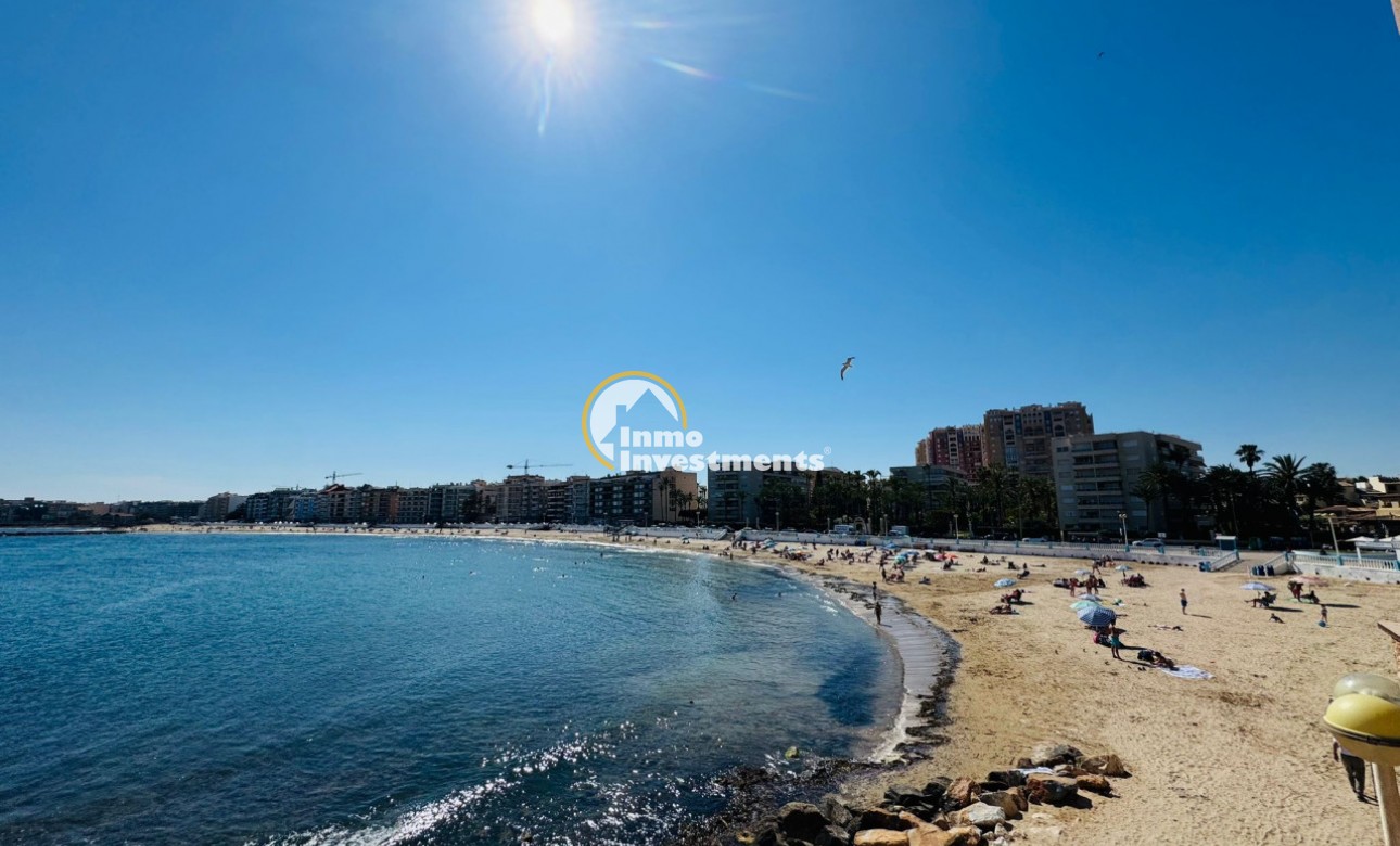 Resale - Apartment - Torrevieja - Beach