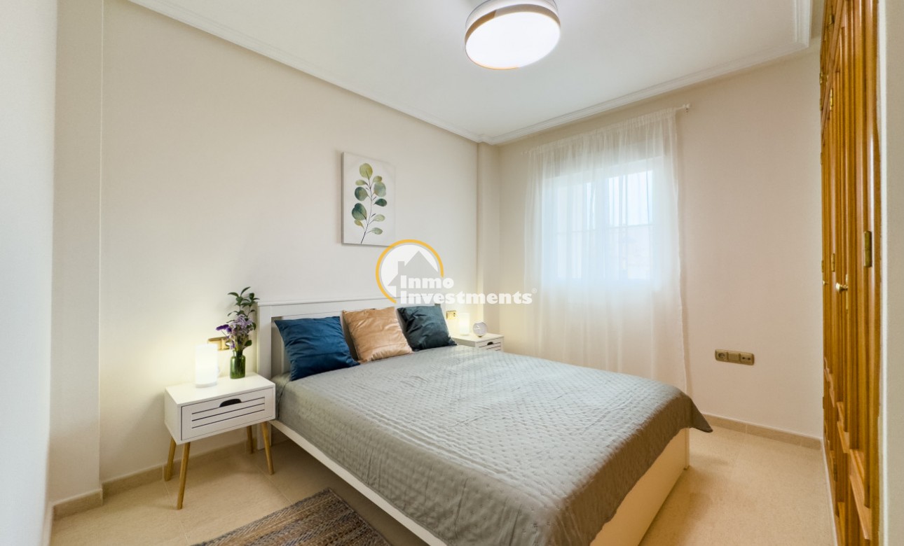 Resale - Apartment - Lomas de Cabo Roig - Playa Golf