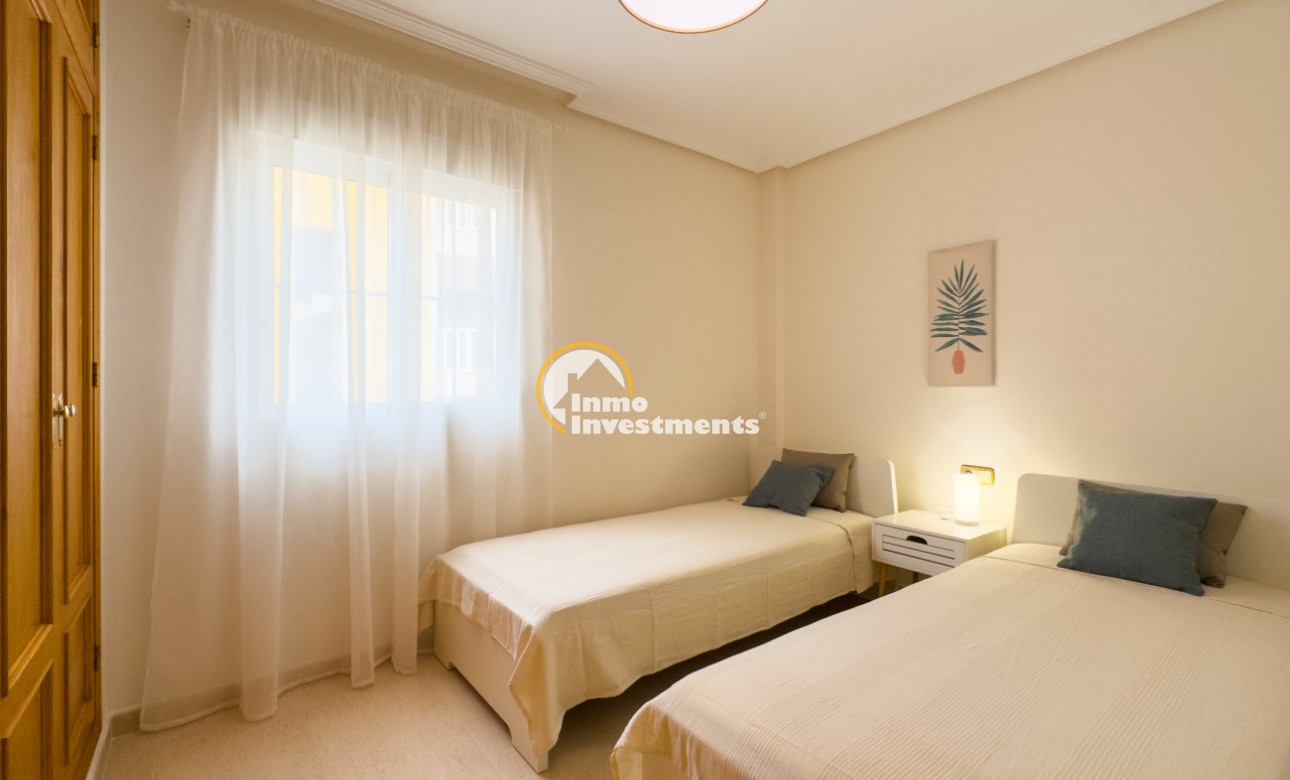 Resale - Apartment - Lomas de Cabo Roig - Playa Golf