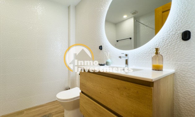 Resale - Apartment - Lomas de Cabo Roig - Playa Golf