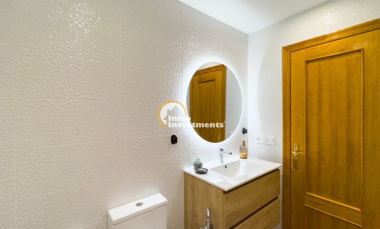 Resale - Apartment - Lomas de Cabo Roig - Playa Golf