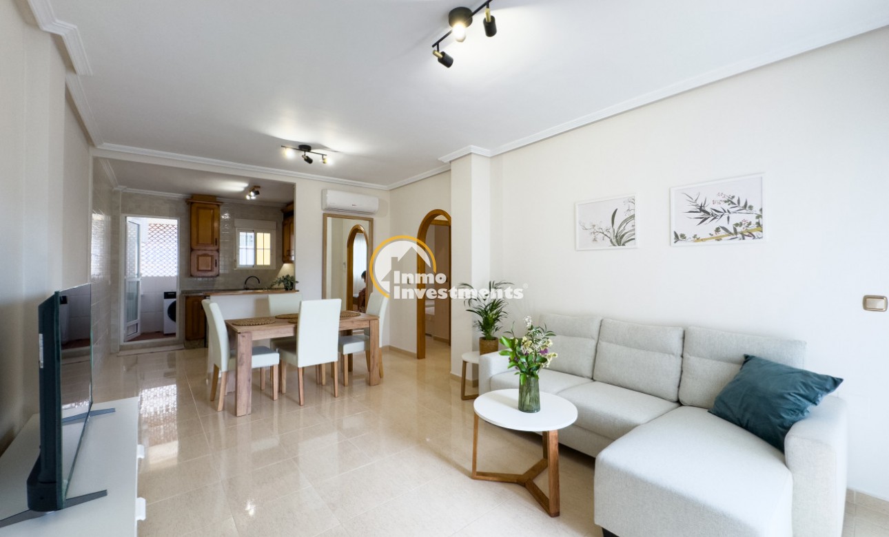 Resale - Apartment - Lomas de Cabo Roig - Playa Golf