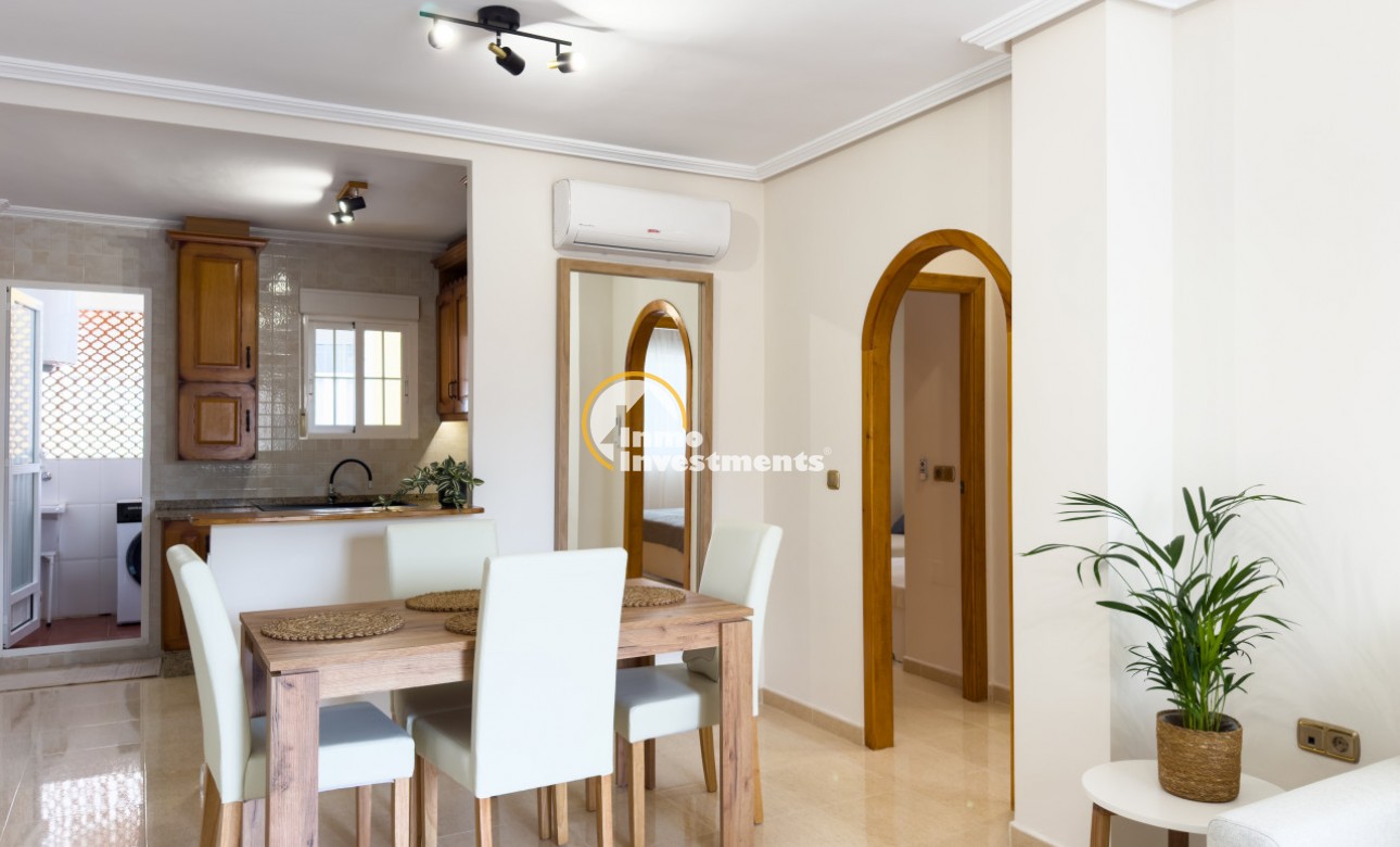 Resale - Apartment - Lomas de Cabo Roig - Playa Golf