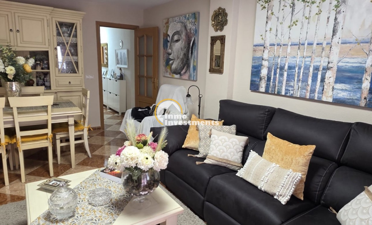 Resale - Apartment - Torrevieja - Playa de los Naufragos