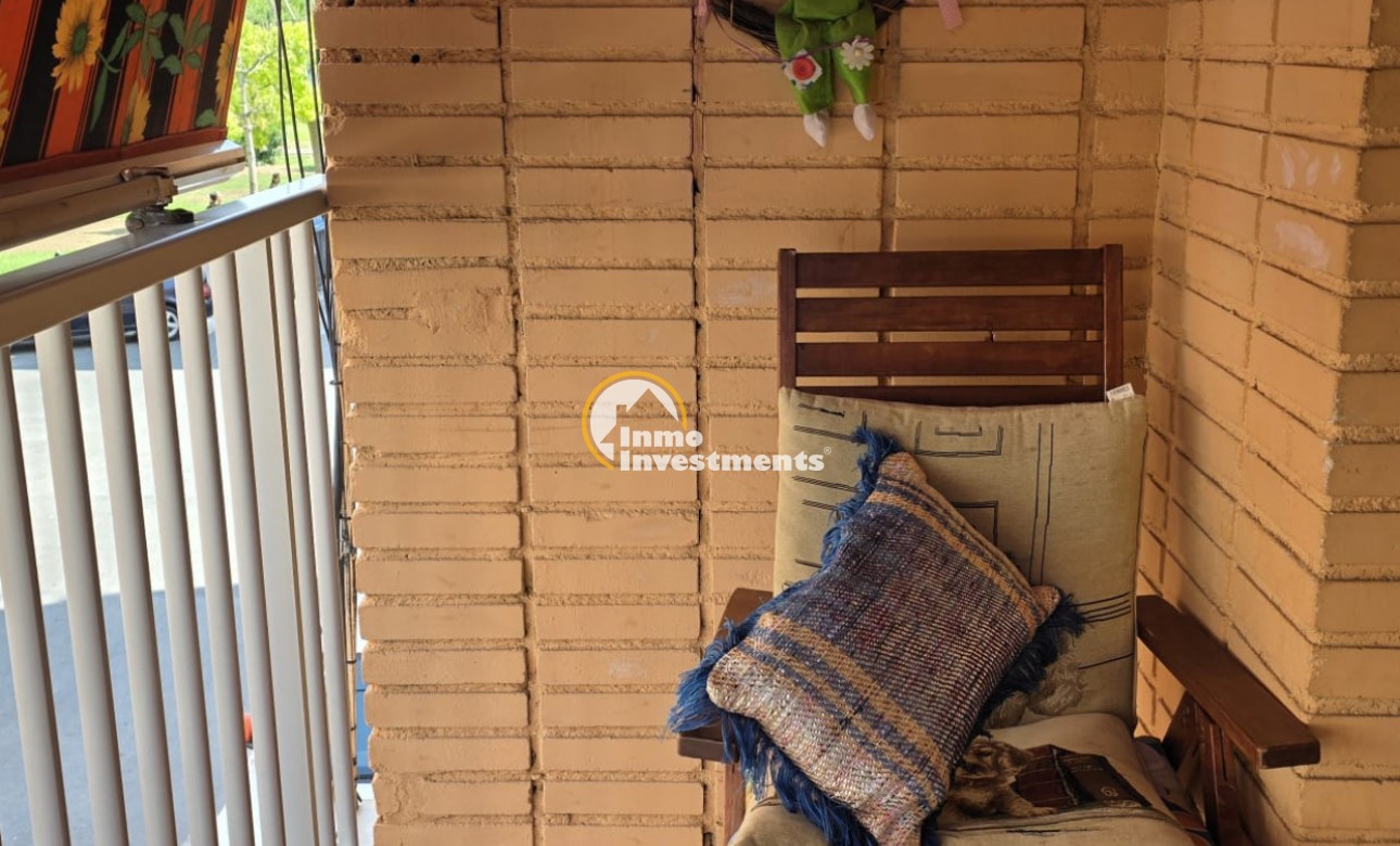 Resale - Apartment - Torrevieja - Playa de los Naufragos