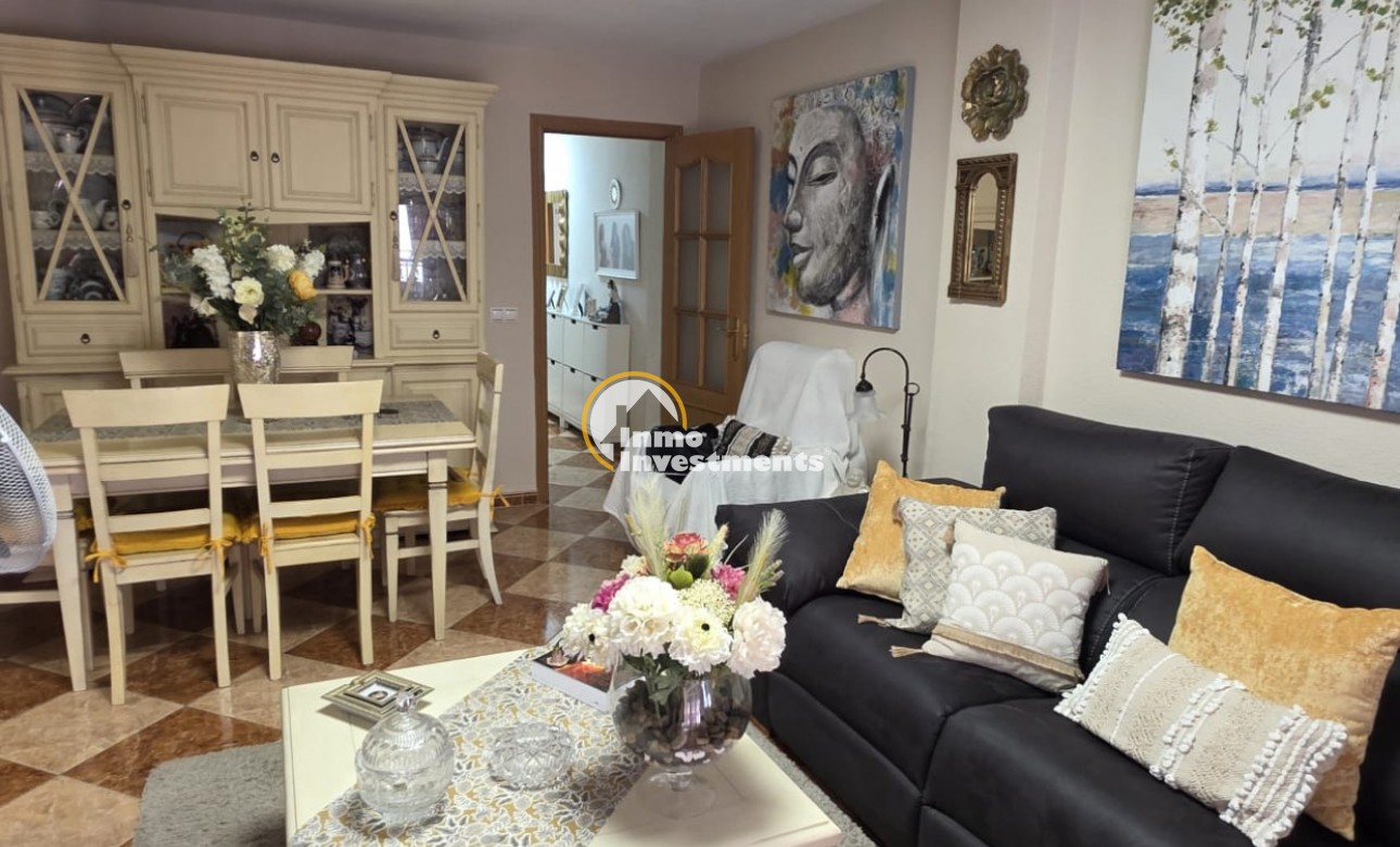 Resale - Apartment - Torrevieja - Playa de los Naufragos